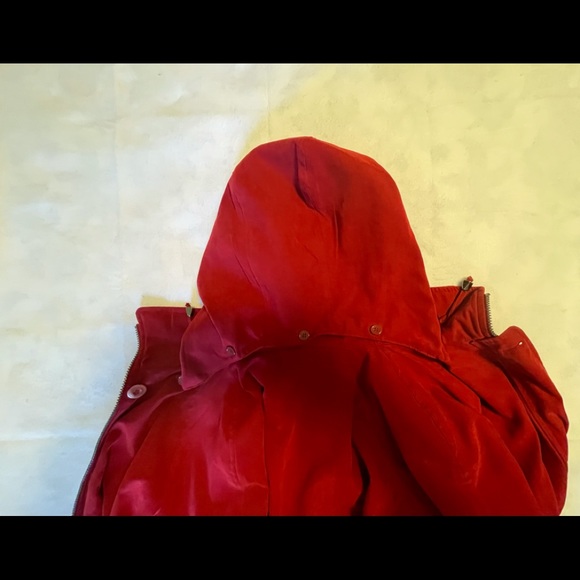 London Fog Red Jacket with detachable hood - Picture 13 of 14